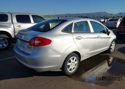 2013 Ford Fiesta Se из США, поврежденный, VIN 3FADP4BJ3DM162658